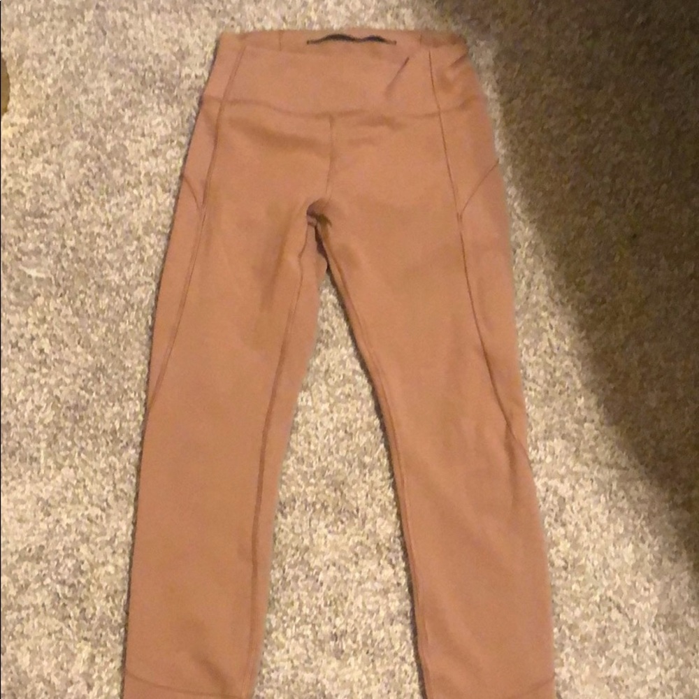 Lululemon In Movement Tight Leggings 25’